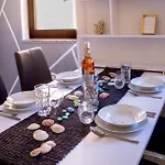 Tija Διαμέρισμα Πούλα